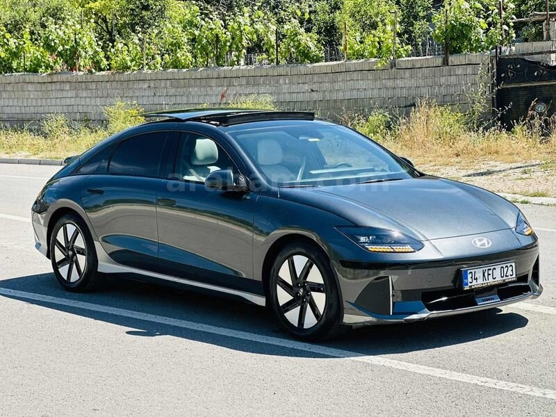 Galeriden Hyundai Ioniq 6 Advance 2023 Model Yozgat 50.000 km Füme