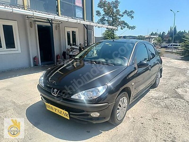 Galeriden Peugeot 206 1.4 Fever 2007 Model İstanbul 191.000 km Siyah