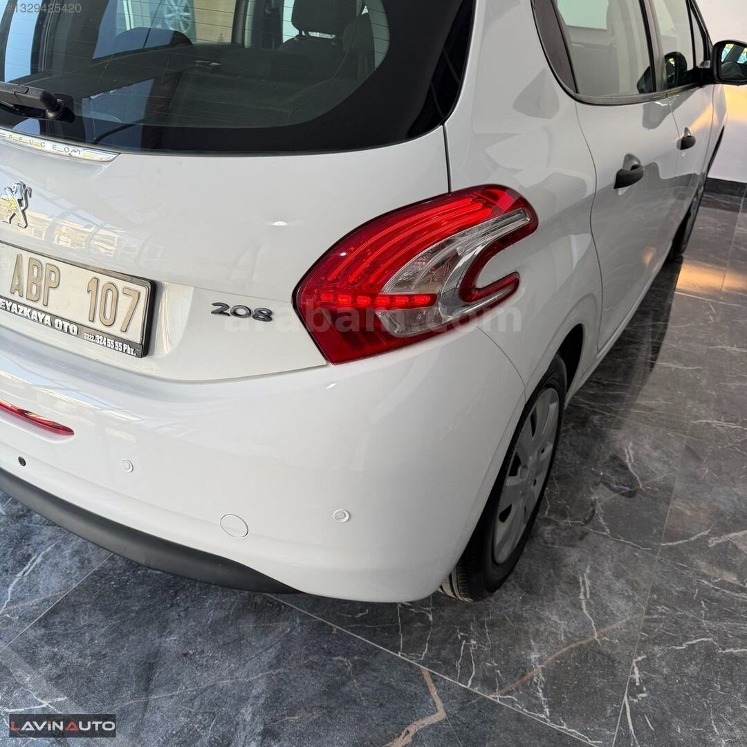 Galeriden Peugeot 208 1.2 VTi Access 2013 Model Diyarbakır 123.000 km Beyaz 7