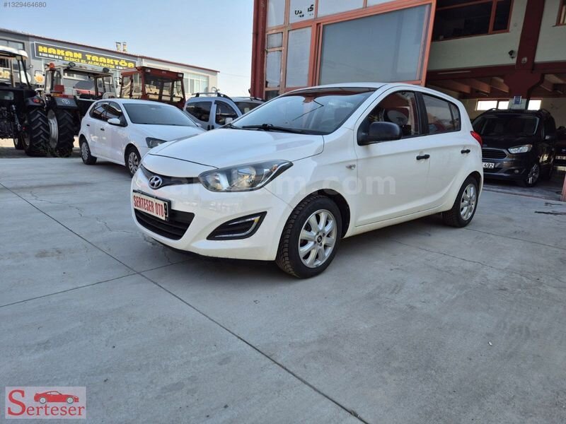 Galeriden Hyundai i20 1.2 D-CVVT Jump 2013 Model Afyonkarahisar 102.800 km Beyaz
