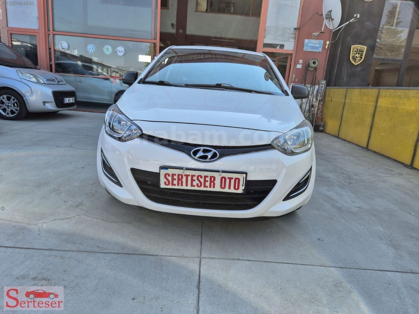 Galeriden Hyundai i20 1.2 D-CVVT Jump 2013 Model Afyonkarahisar 102.800 km Beyaz 3