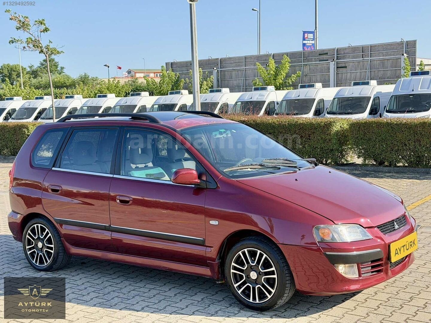 Galeriden Mitsubishi Space Star 1.6 2003 Model İstanbul 190.000 km Bordo 4