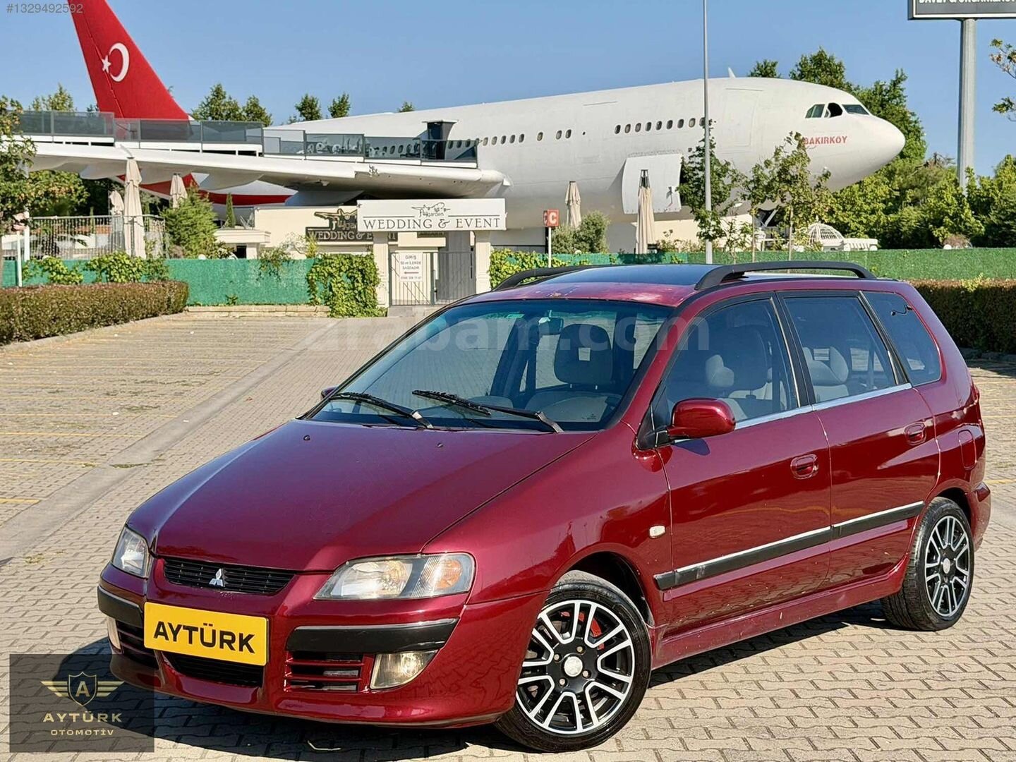 Galeriden Mitsubishi Space Star 1.6 2003 Model İstanbul 190.000 km Bordo 2