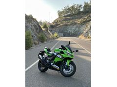 Sahibinden Kawasaki Ninja ZX-4RR 