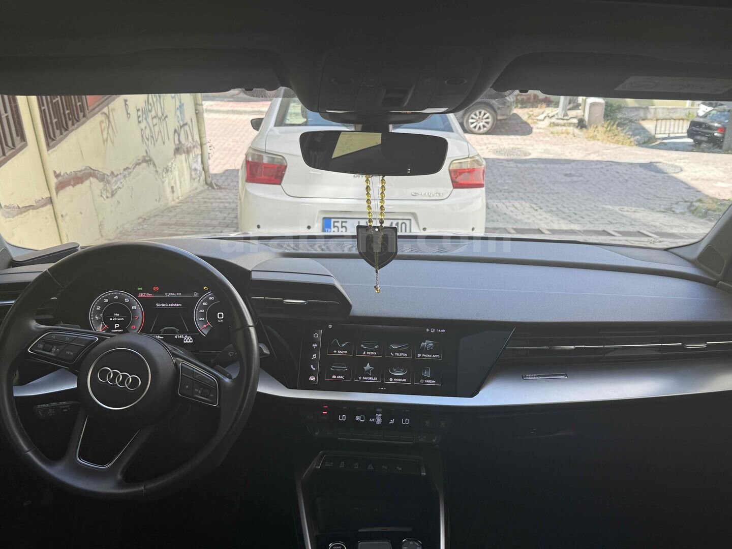 Sahibinden Audi A3 Sedan 35 TFSI Advanced 2024 Model Samsun 53.000 km Gri 2