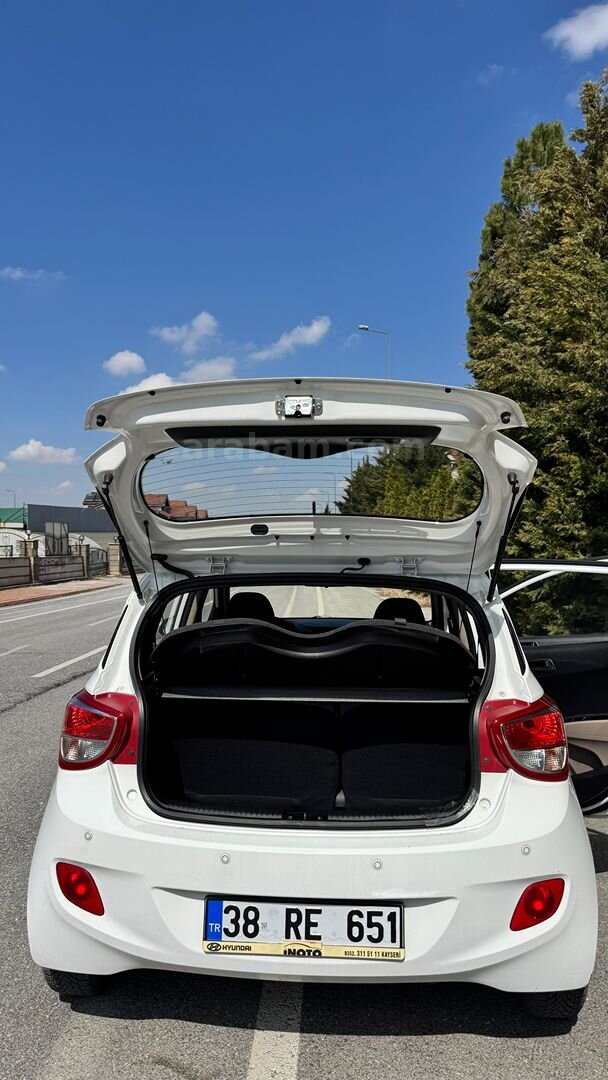 Sahibinden Hyundai i10 1.0 D-CVVT Style 2015 Model Kayseri 48.000 km Beyaz 3