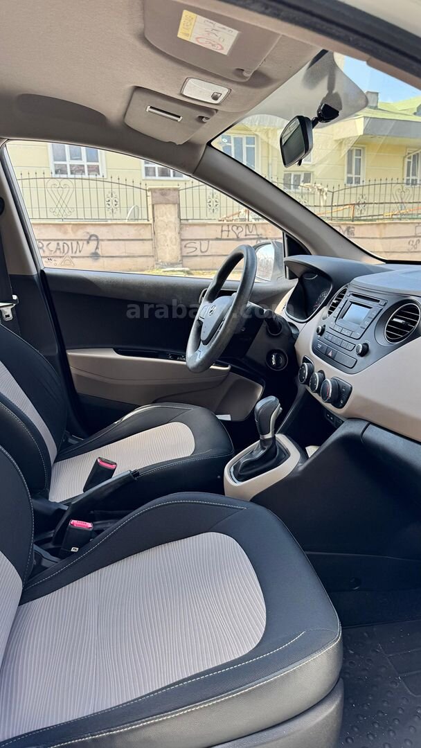 Sahibinden Hyundai i10 1.0 D-CVVT Style 2015 Model Kayseri 48.000 km Beyaz 5