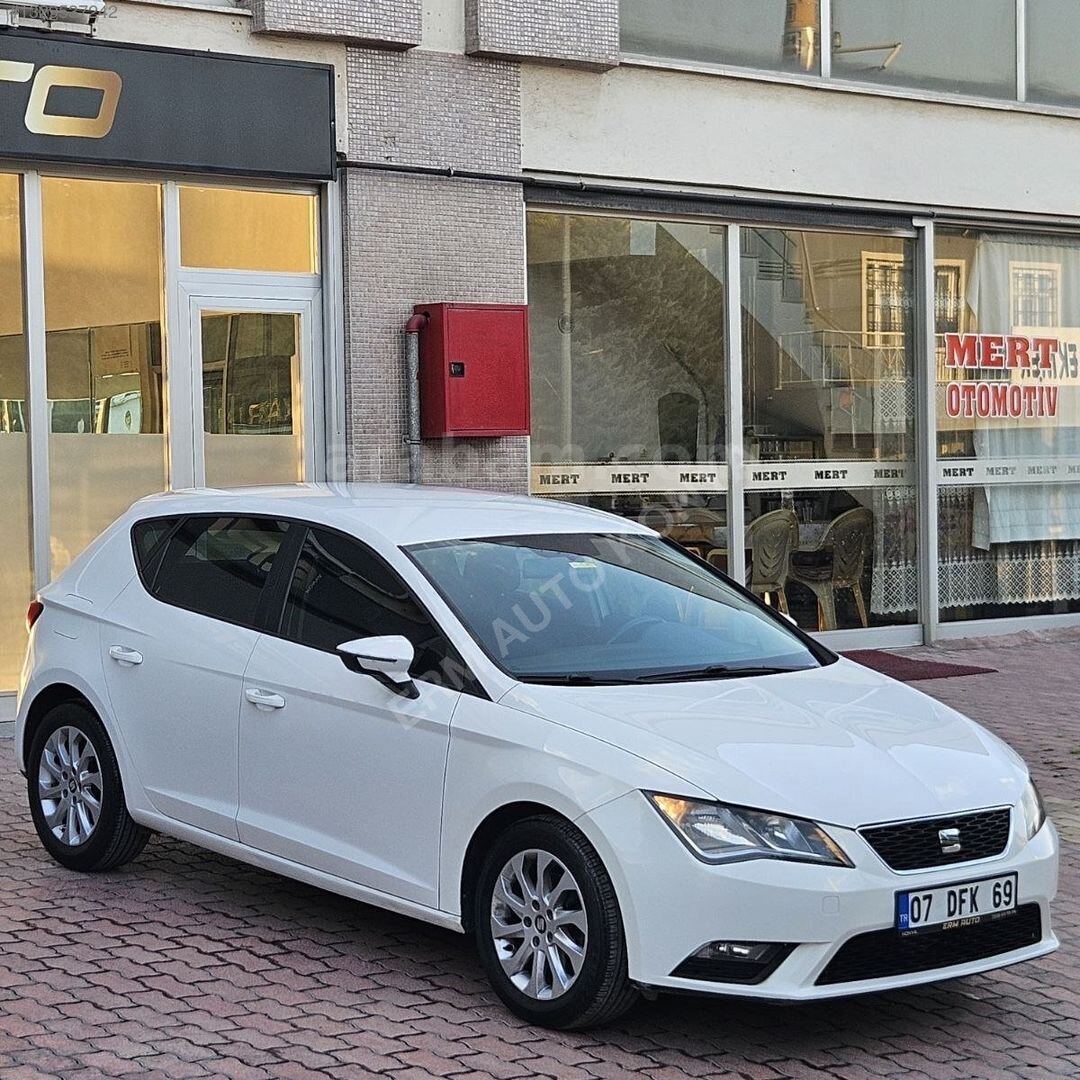 Galeriden Seat Leon 1.2 TSI Style 2013 Model Konya 214.000 km Beyaz 3