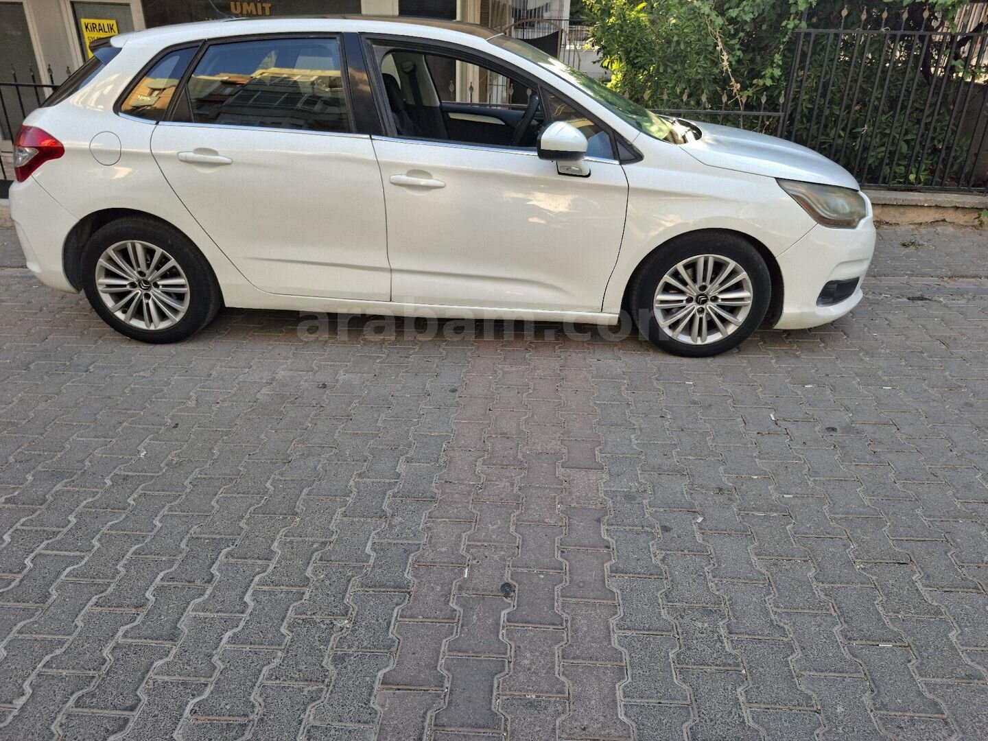 Sahibinden Citroen C4 1.6 HDi Confort 2012 Model Şanlıurfa 237.495 km Beyaz 3