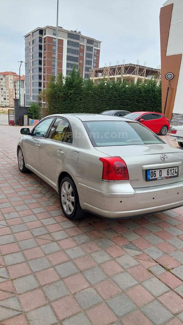 Sahibinden Toyota Avensis 2.0 Executive Elegant 2006 Model Bursa 245.000 km Gri 1