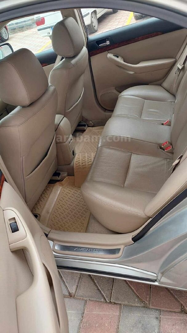 Sahibinden Toyota Avensis 2.0 Executive Elegant 2006 Model Bursa 245.000 km Gri 4