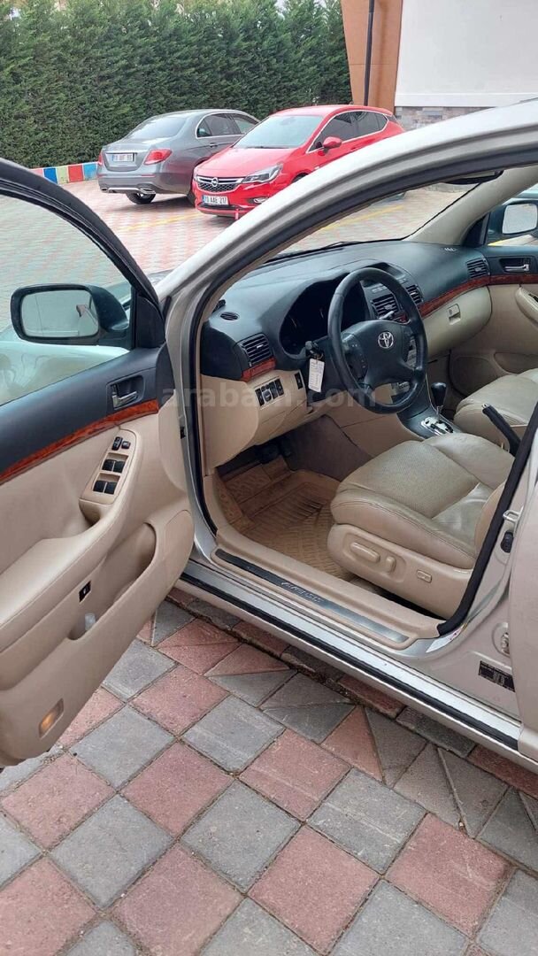 Sahibinden Toyota Avensis 2.0 Executive Elegant 2006 Model Bursa 245.000 km Gri 6