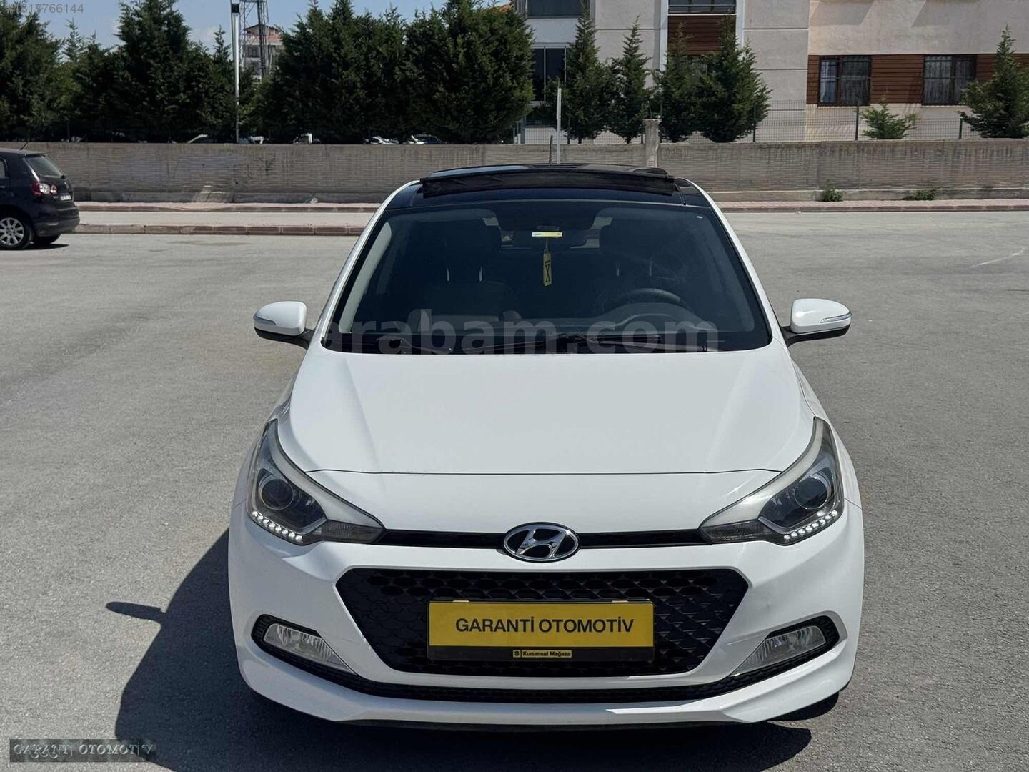 Galeriden Hyundai i20 1.4 MPI Elite 2016 Model Konya 237.000 km Beyaz 2