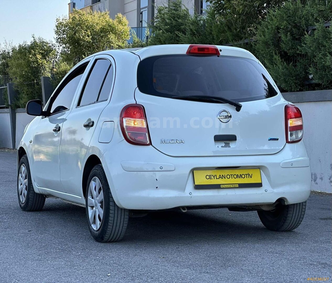 Galeriden Nissan Micra 1.2 Passion 2012 Model İzmir 223.000 km Beyaz 6