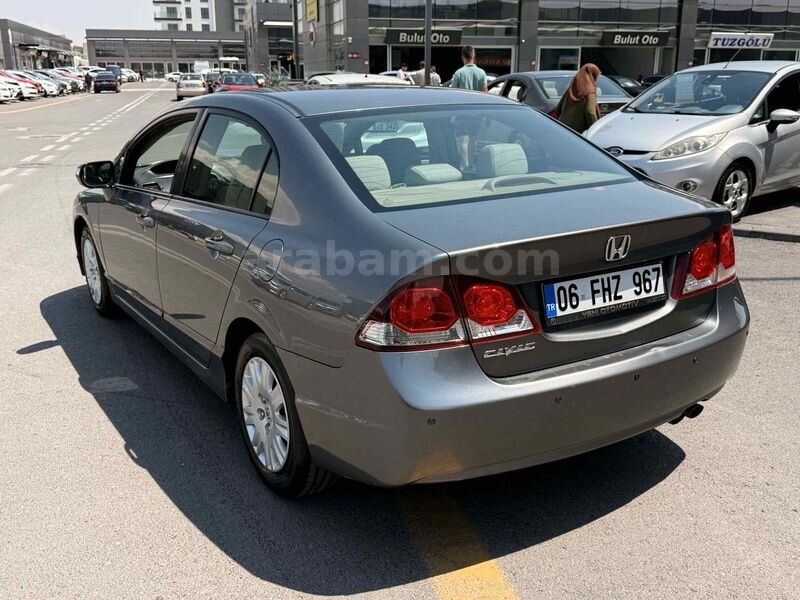 Sahibinden Honda Civic 1.6i VTEC Dream 2010 Model Ankara 295.000 km Füme