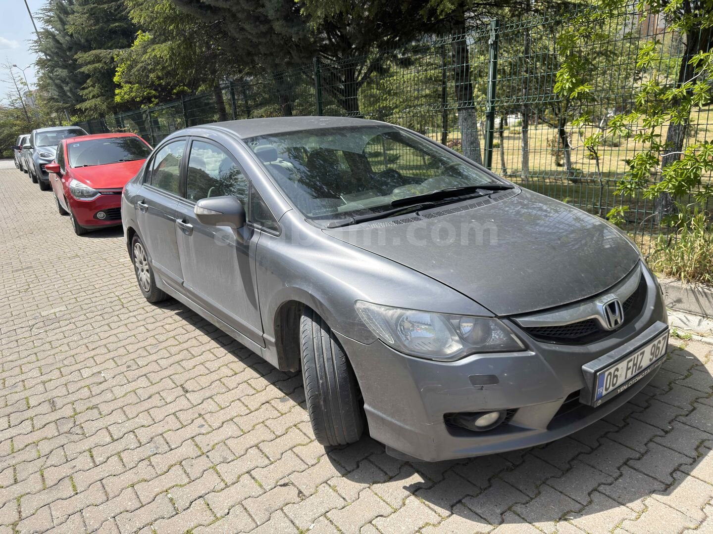 Sahibinden Honda Civic 1.6i VTEC Dream 2010 Model Ankara 295.000 km Füme 5