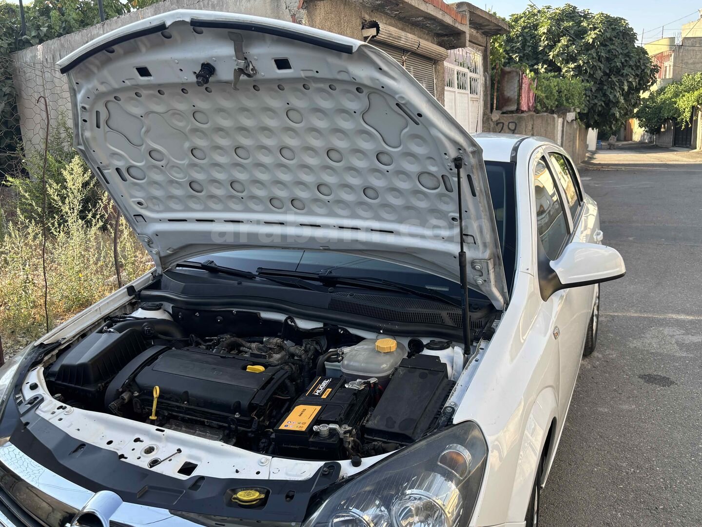 Sahibinden Opel Astra 1.6 Essentia Konfor 2013 Model Batman 172.000 km Beyaz 4