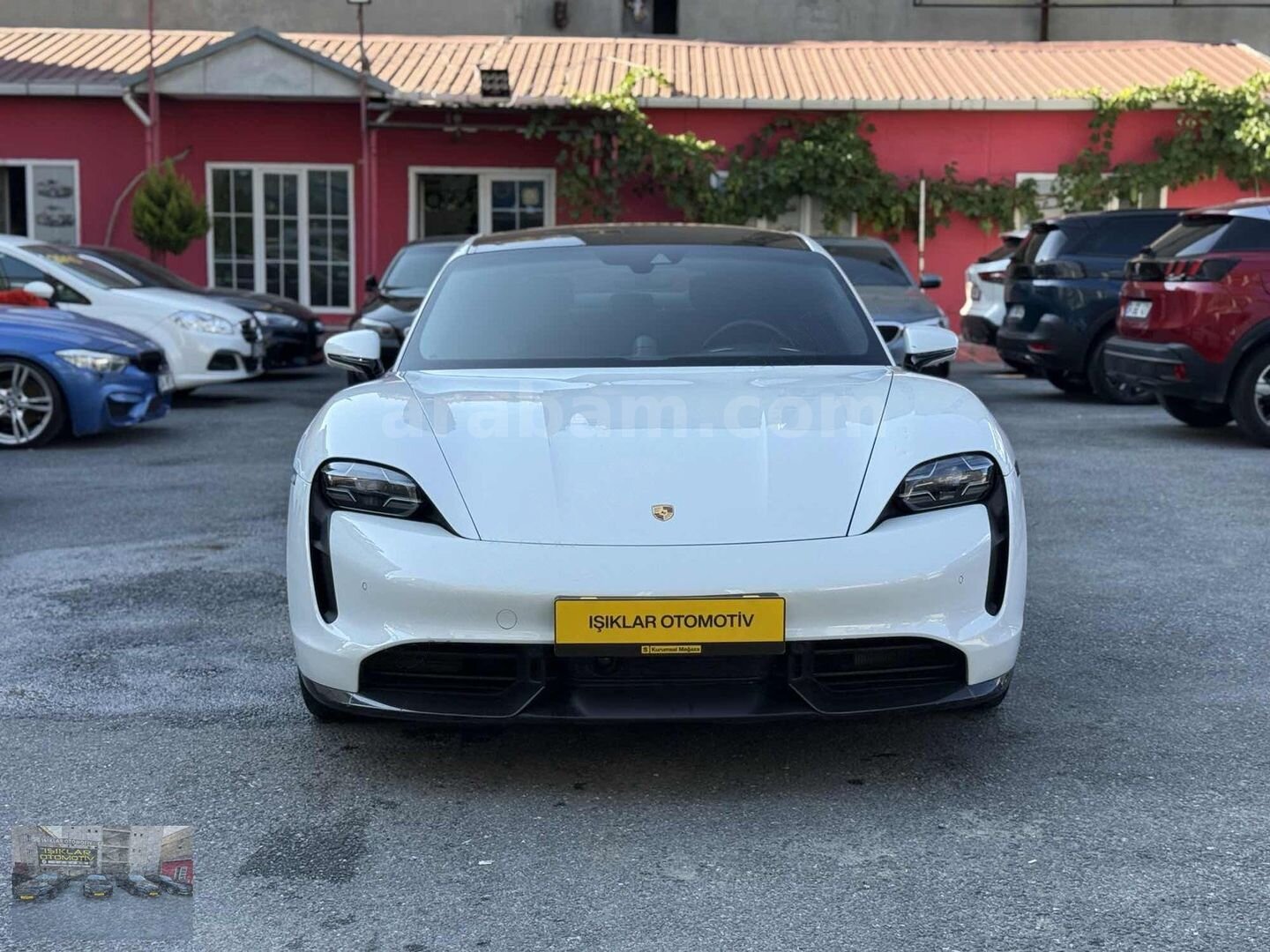 Galeriden Porsche Taycan Elektrik Turbo S 2020 Model İstanbul 61.500 km Beyaz 5
