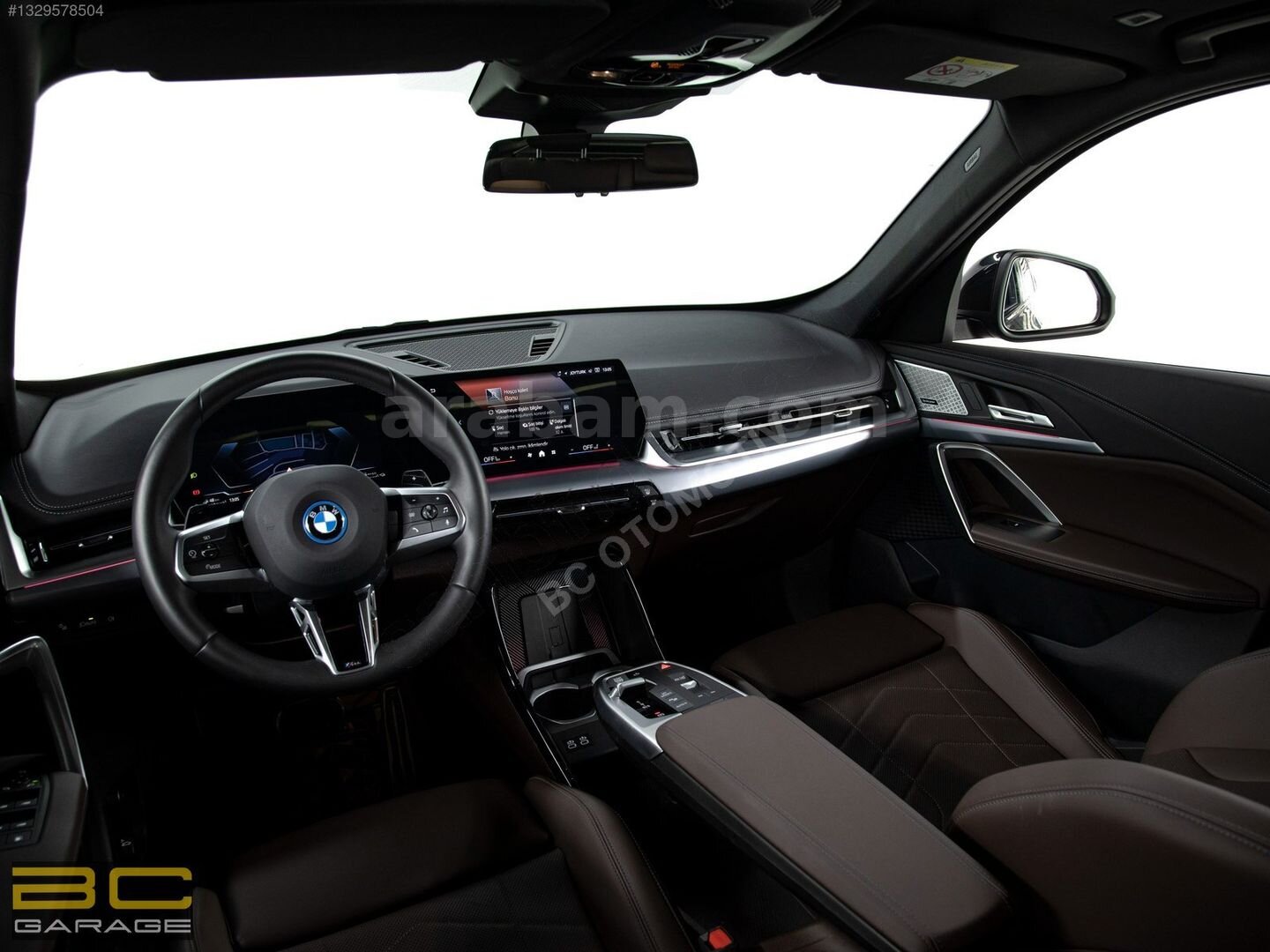 Galeriden BMW X1 xDrive25e M Sport 2025 Model İstanbul 19.000 km Siyah 4