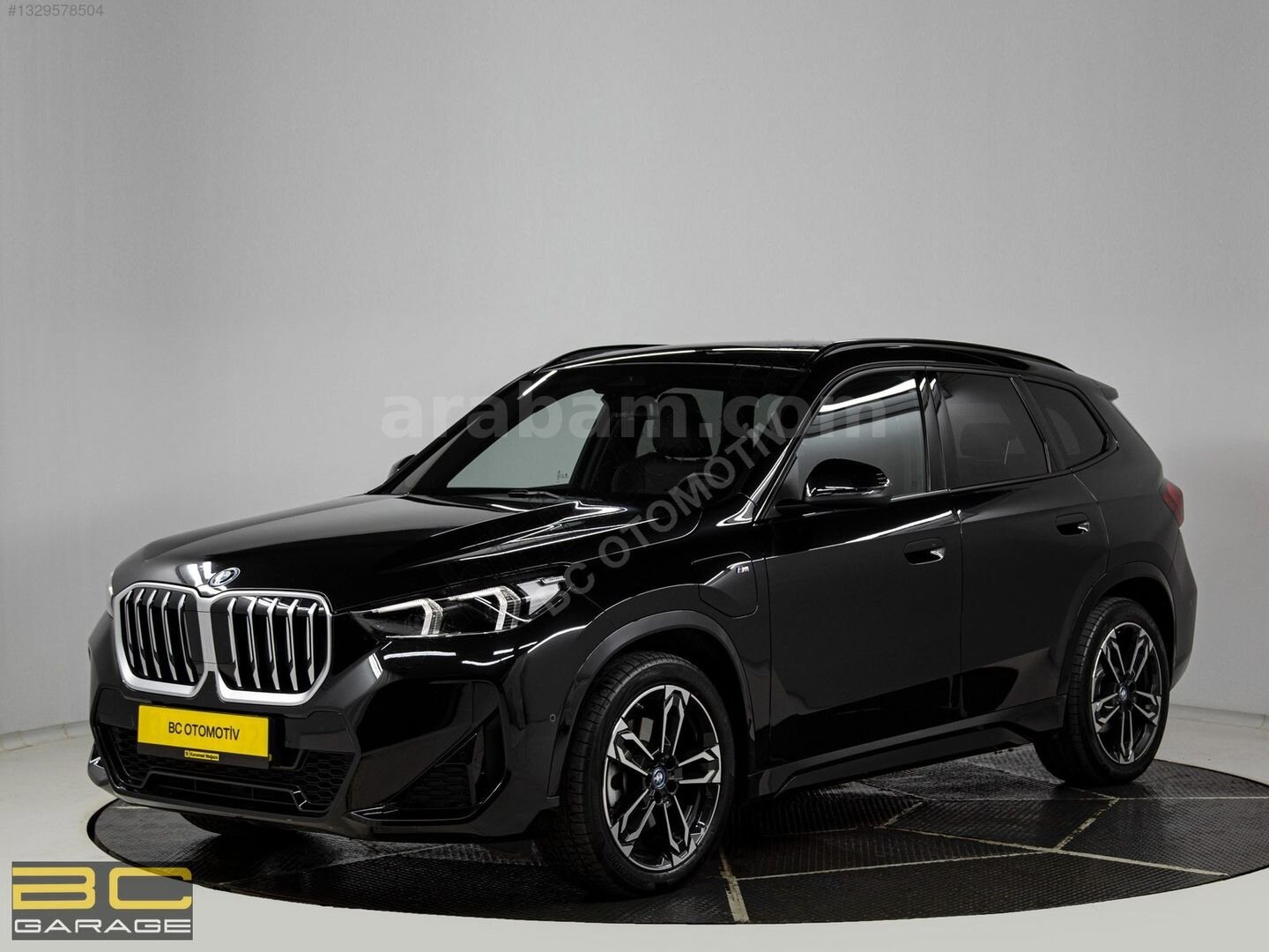 Galeriden BMW X1 xDrive25e M Sport 2025 Model İstanbul 19.000 km Siyah 3
