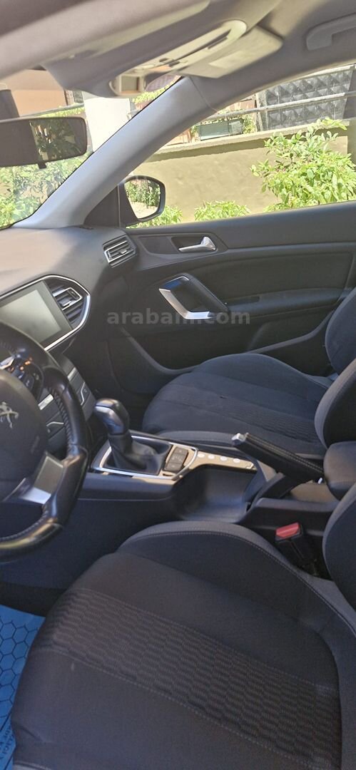 Sahibinden Peugeot 308 1.6 BlueHdi Style 2016 Model İstanbul 192.000 km Siyah 4