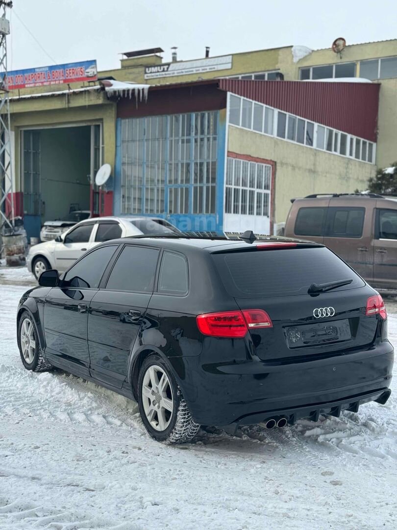Sahibinden Audi A3 Sportback 1.4 TFSI Ambiente 2010 Model Van 290.000 km Siyah 3