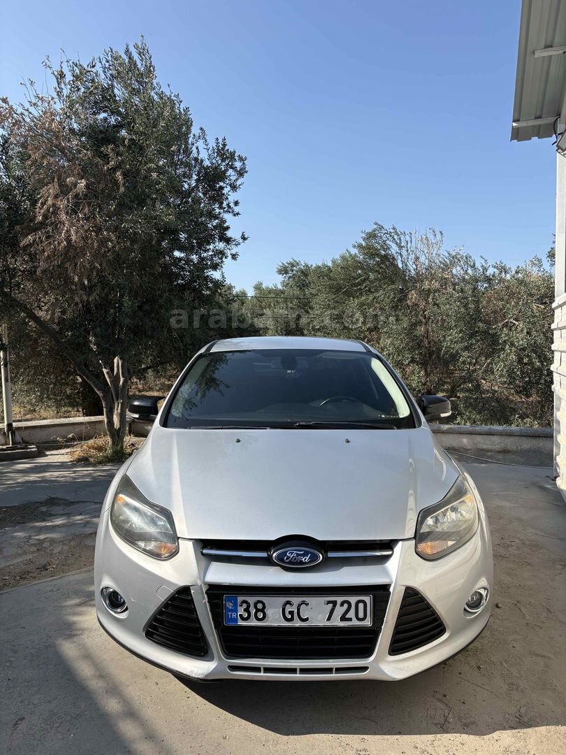 Sahibinden Ford Focus 1.6 Ti-VCT Titanium 2014 Model Balıkesir 191.934 km Gri 4