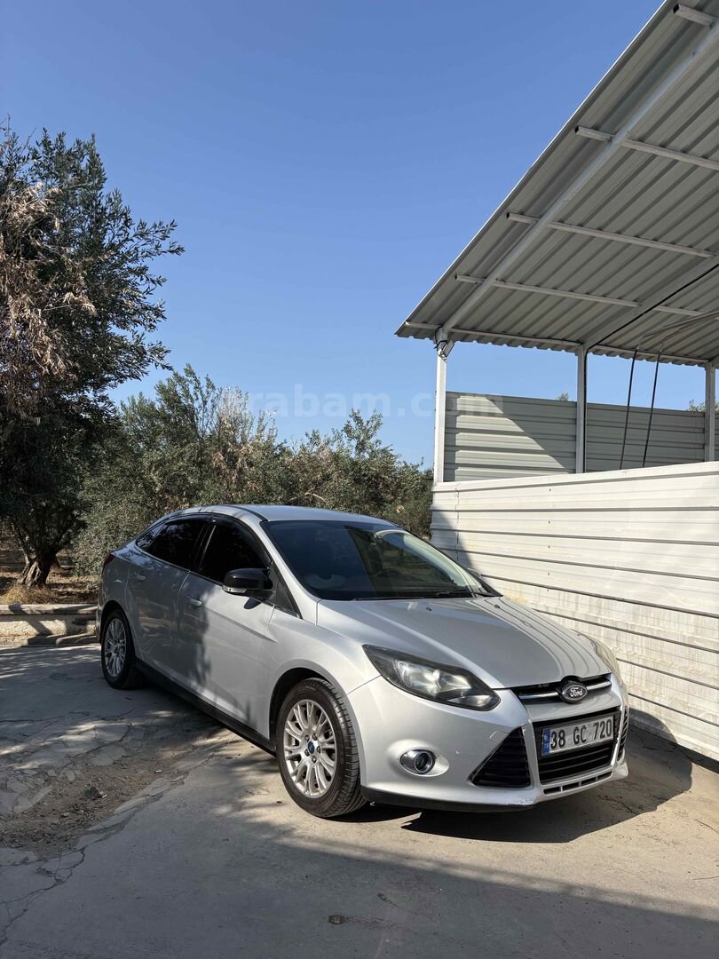 Sahibinden Ford Focus 1.6 Ti-VCT Titanium 2014 Model Balıkesir 191.934 km Gri 1