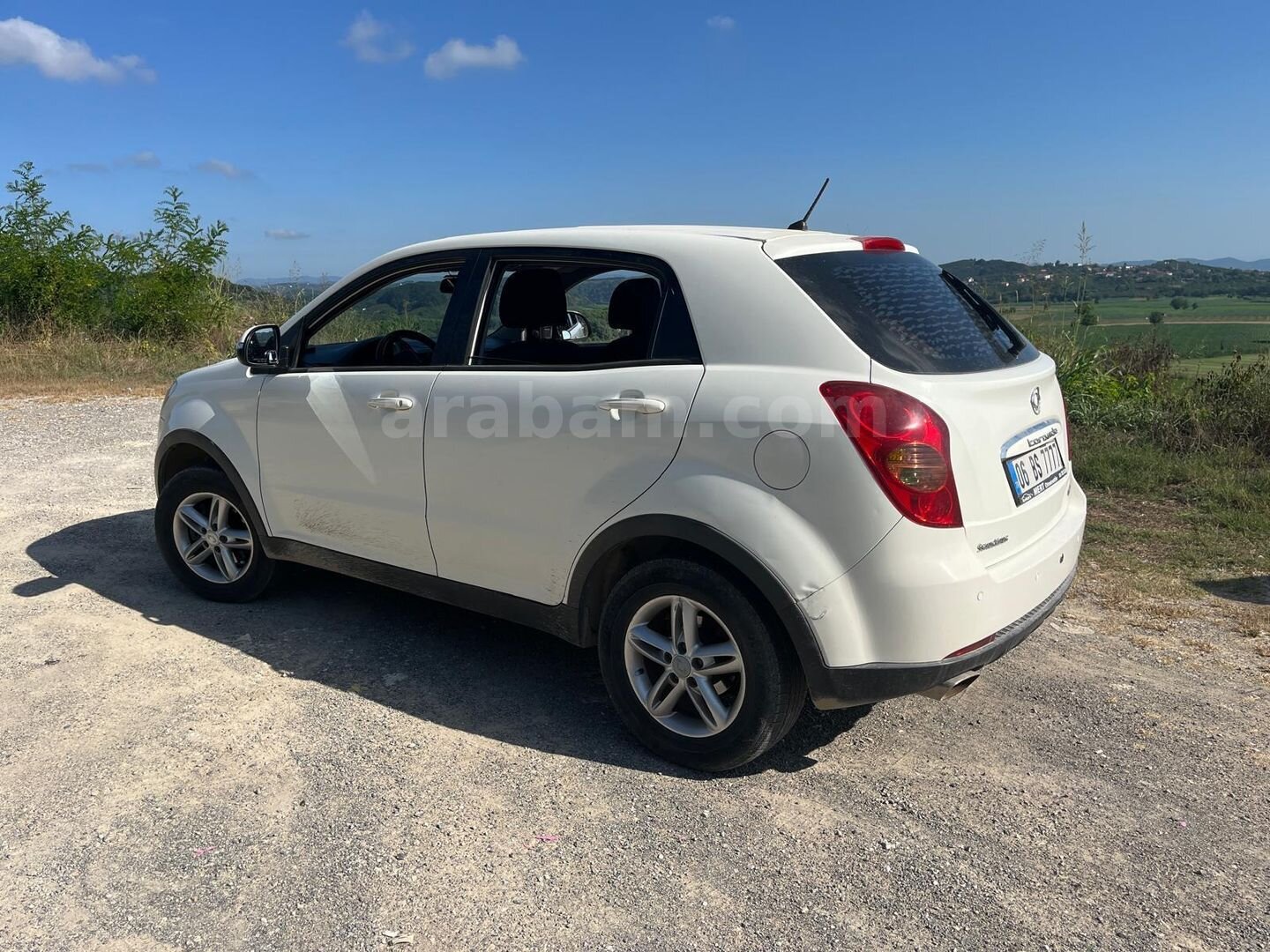 Sahibinden KGM SsangYong Kyron 2.0 XDI Premium 2011 Model Sakarya 270.000 km Beyaz 4