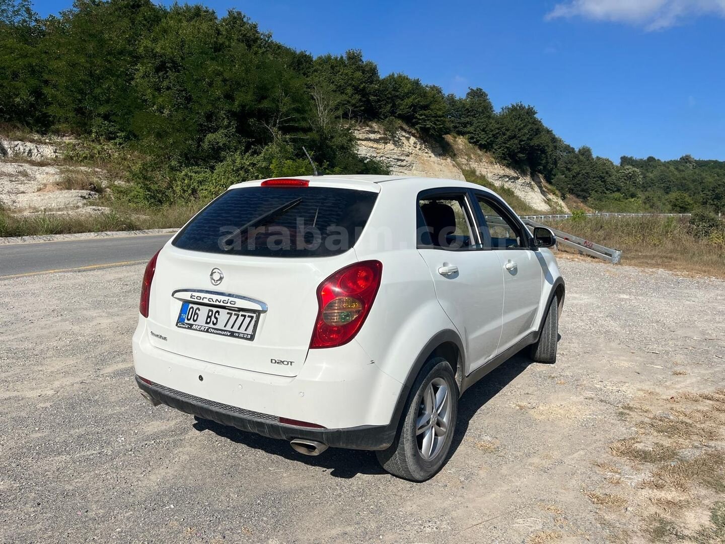Sahibinden KGM SsangYong Kyron 2.0 XDI Premium 2011 Model Sakarya 270.000 km Beyaz 2