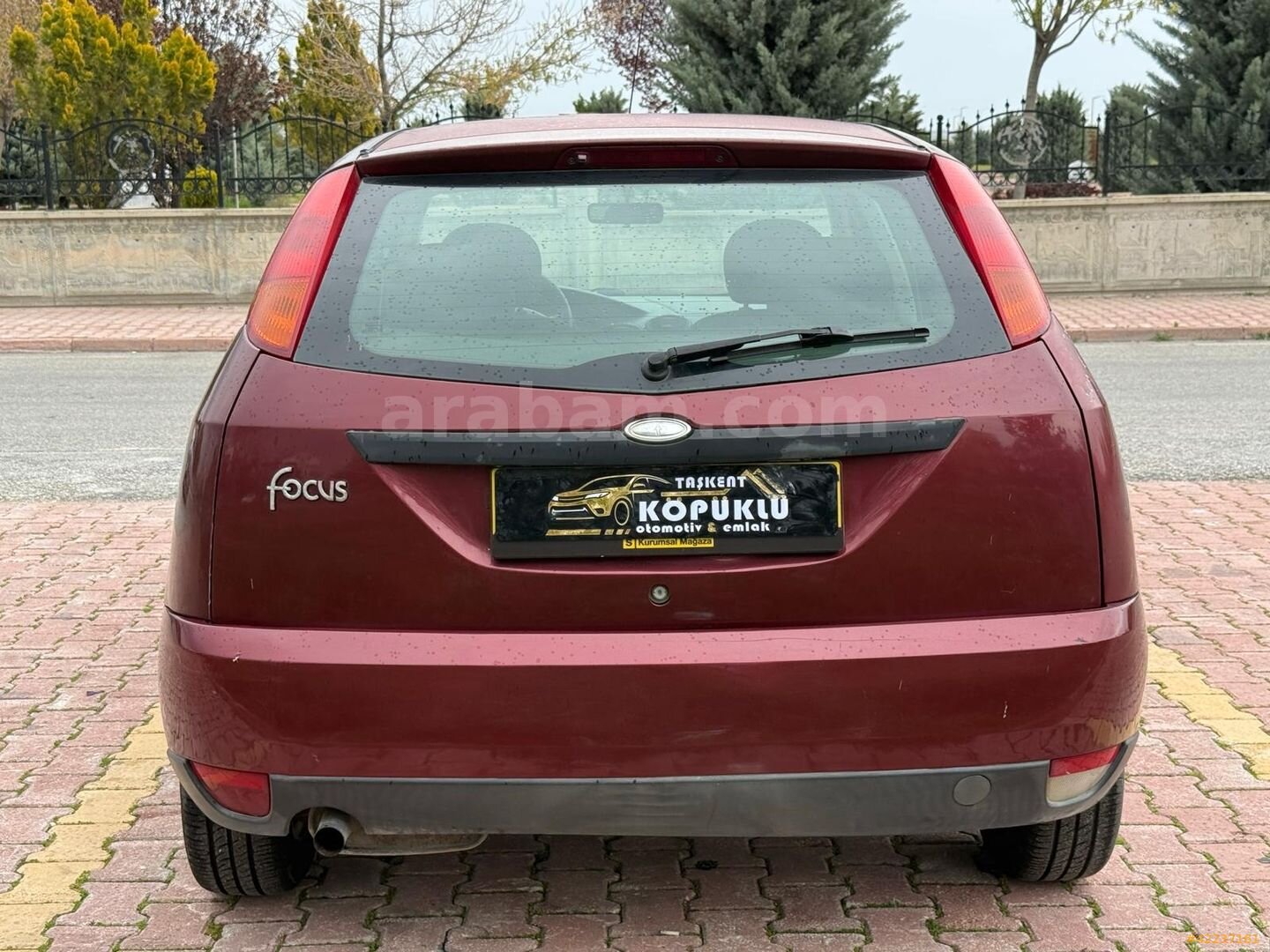 Galeriden Ford Focus 1.6 Ambiente 2001 Model Konya 235.000 km Bordo 6