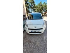 OTOMOBİL RUHSATLI 123 bin kmde full bakımlı aile arabasi