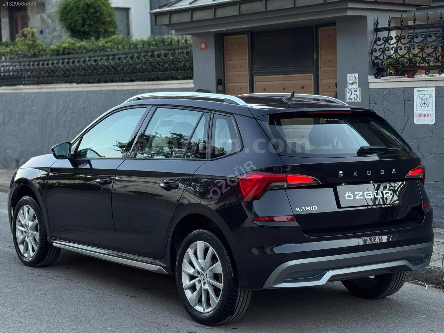Galeriden Skoda Kamiq 1.0 TSI Premium 2021 Model İstanbul 115.000 km Siyah 3