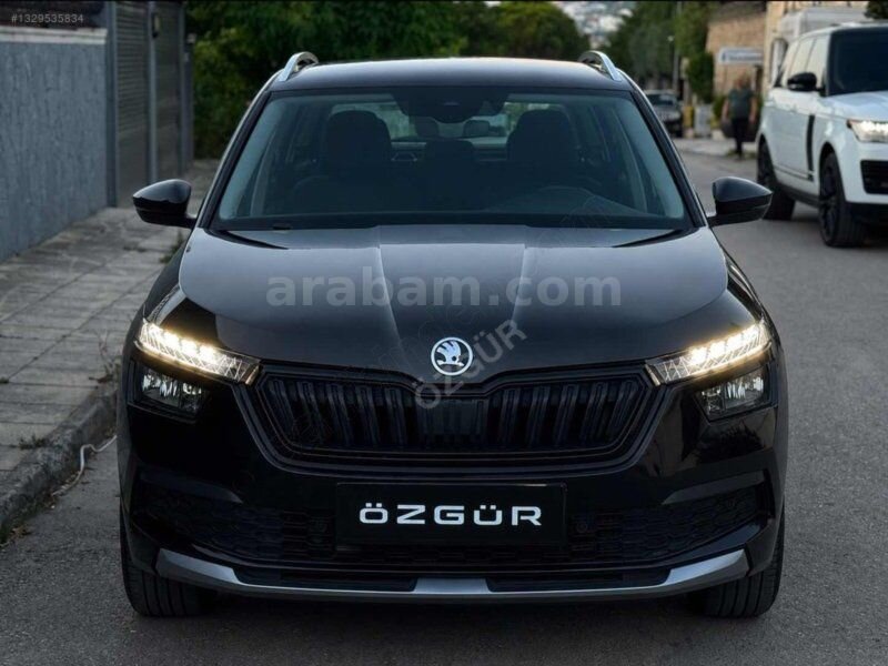Galeriden Skoda Kamiq 1.0 TSI Premium 2021 Model İstanbul 115.000 km Siyah