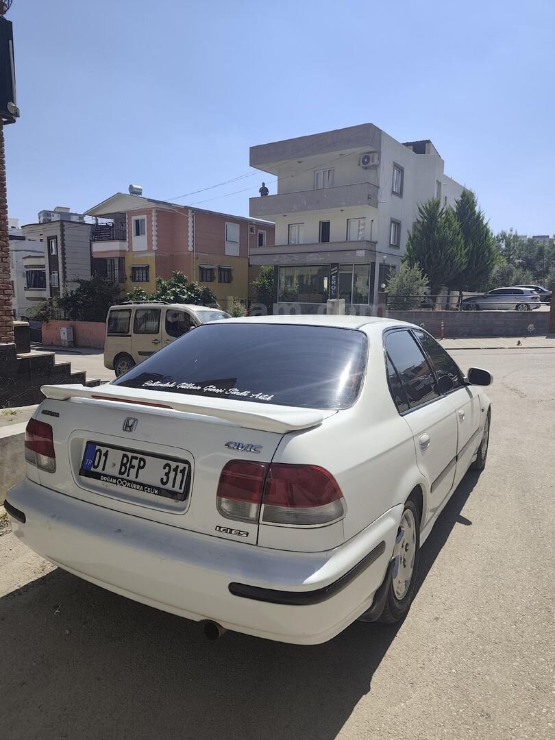 Sahibinden Honda Civic 1.6 i ES 1999 Model Adana 282.000 km Beyaz 2