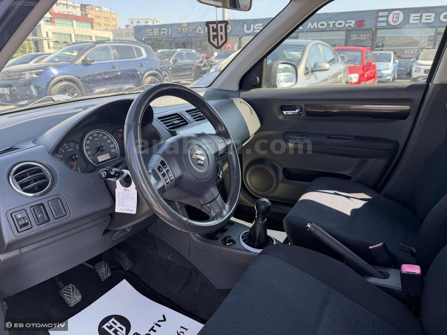 Galeriden Suzuki Swift 1.3 MT 4X4 2008 Model İstanbul 135.000 km Siyah 7