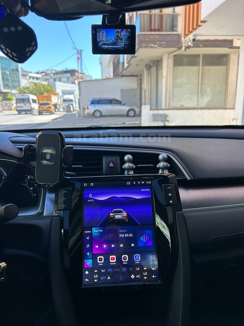 Sahibinden Honda Civic 1.6i DTEC Elegance 2018 Model İstanbul 111.000 km Füme 2