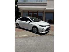 Sahibinden Toyota Corolla 1.8 Hybrid Dream 2021 Model 