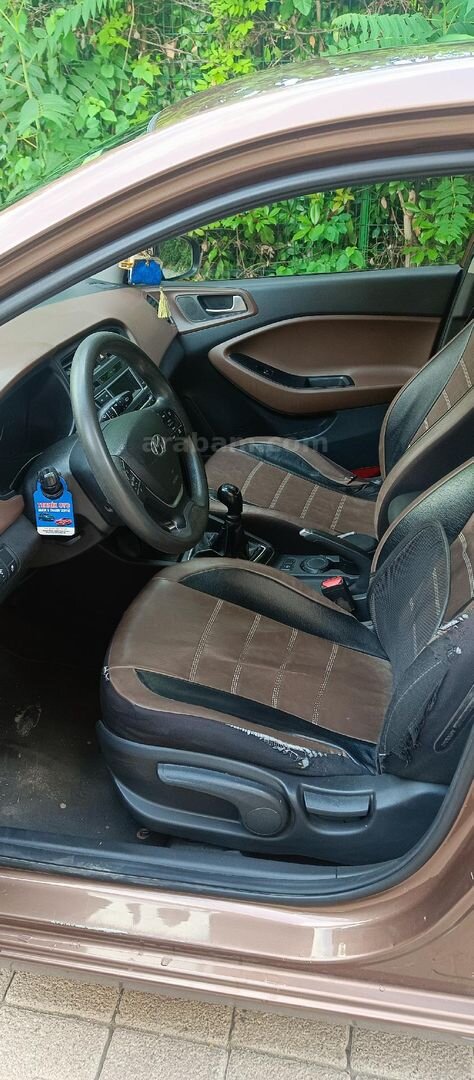 Sahibinden Hyundai i20 1.2 MPI Style 2014 Model Diyarbakır 166.000 km Kahverengi 6