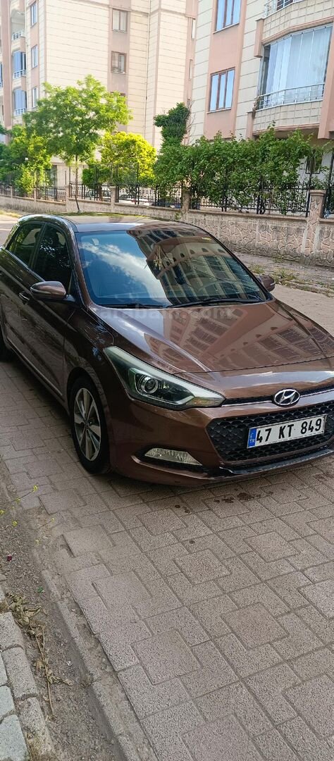 Sahibinden Hyundai i20 1.2 MPI Style 2014 Model Diyarbakır 166.000 km Kahverengi 3