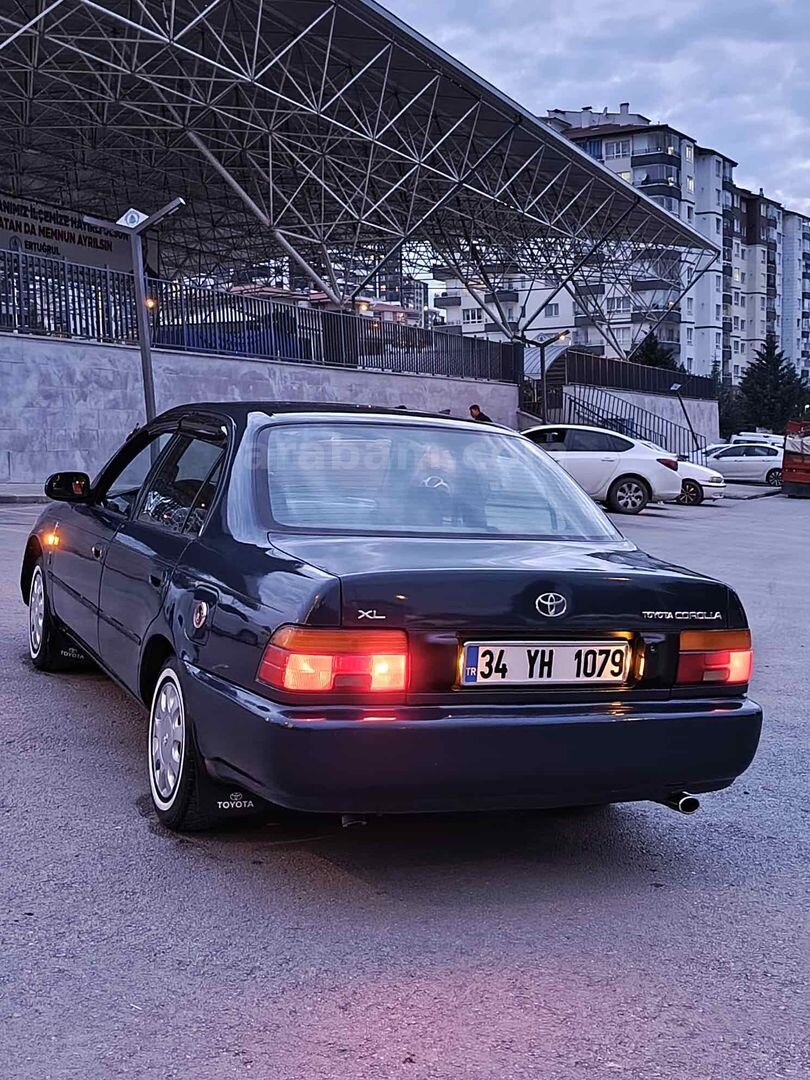 Sahibinden Toyota Corolla 1.3 XL 1996 Model Ankara 295.000 km Lacivert 4