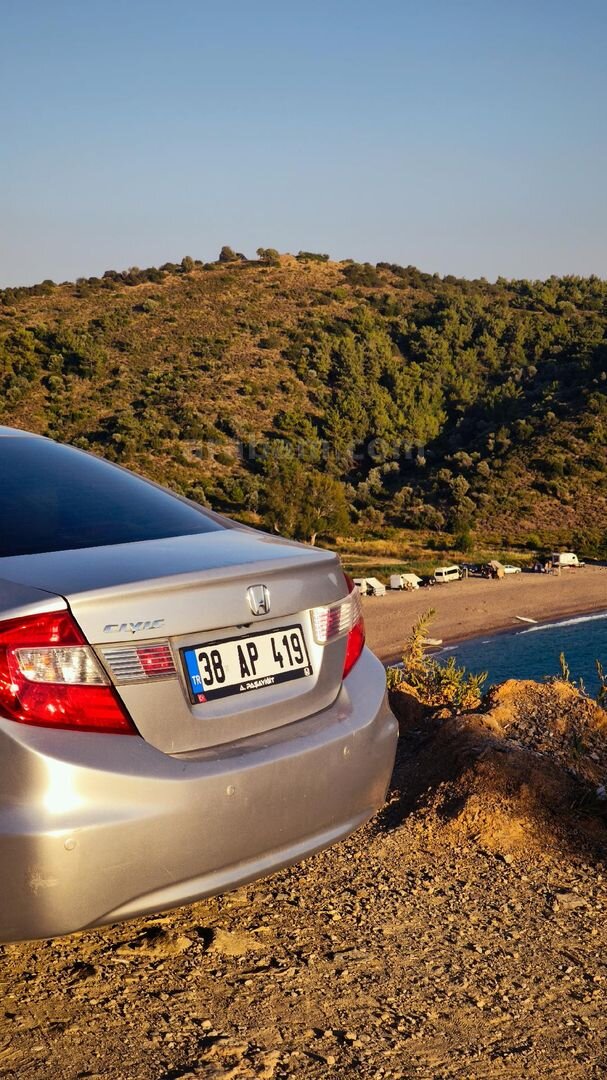 Sahibinden Honda Civic 1.6i VTEC Eco Elegance 2012 Model İzmir 192.000 km Gri (Gümüş) 6