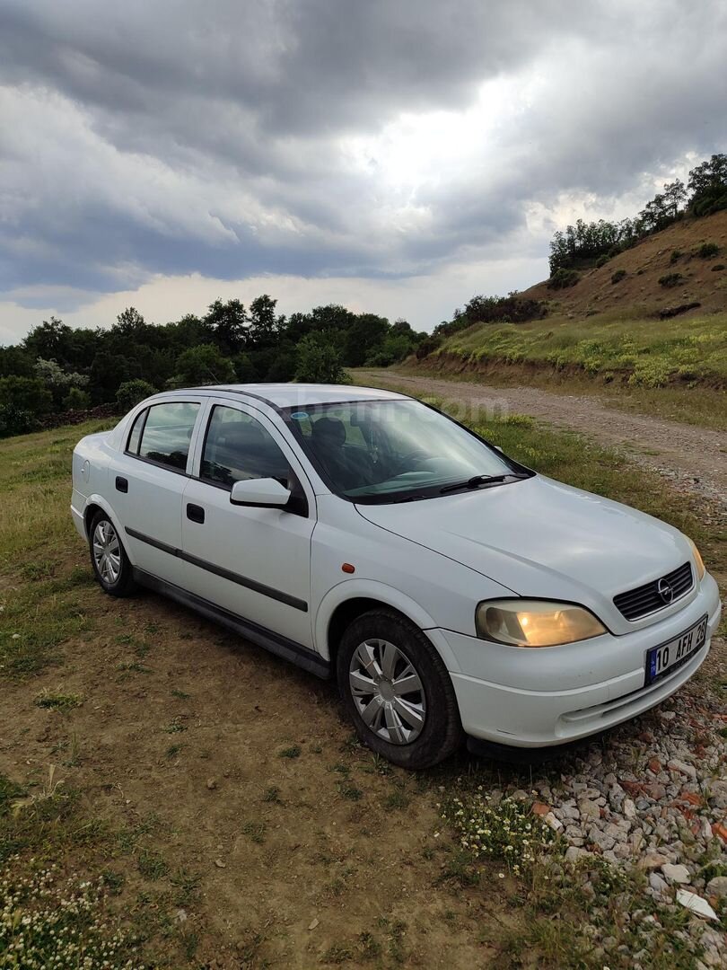 Sahibinden Opel Astra 1.4 Classic 2000 Model Kütahya 223.000 km Beyaz 4