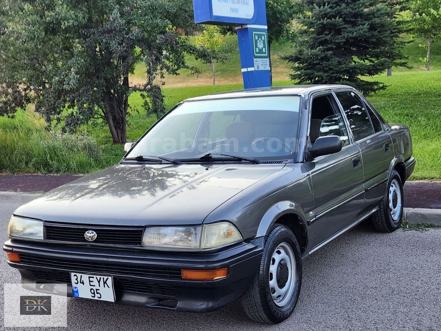 Galeriden Toyota Corolla 1.3 XL 1992 Model Sivas 230.000 km Gri 2