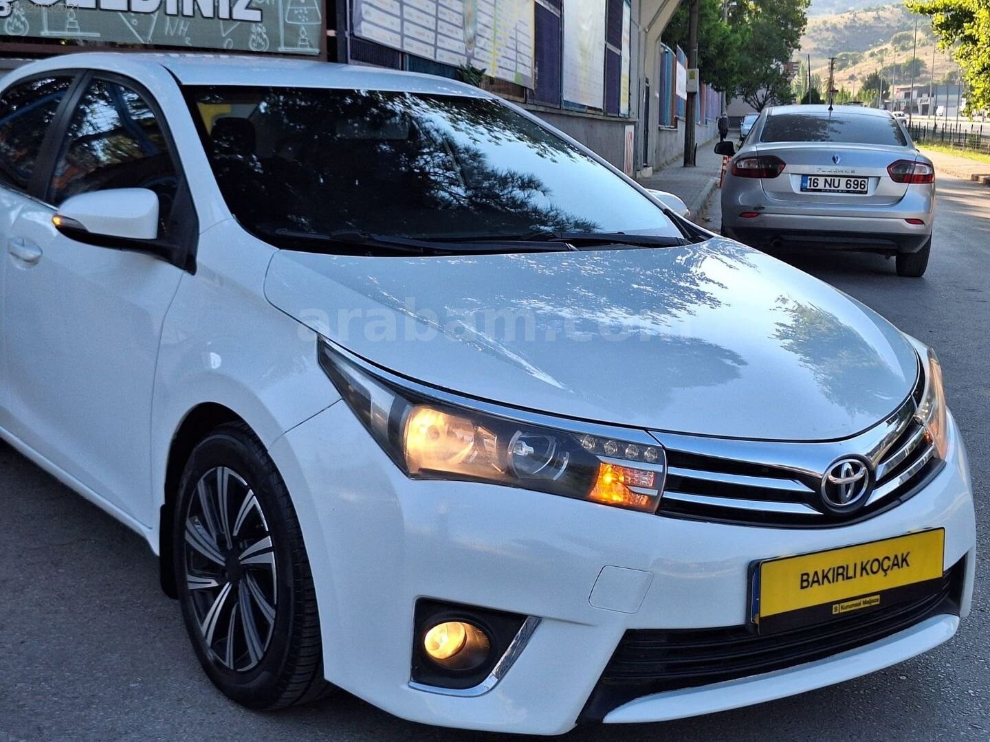Galeriden Toyota Corolla 1.4 D-4D Touch 2016 Model Balıkesir 249.000 km Beyaz 2