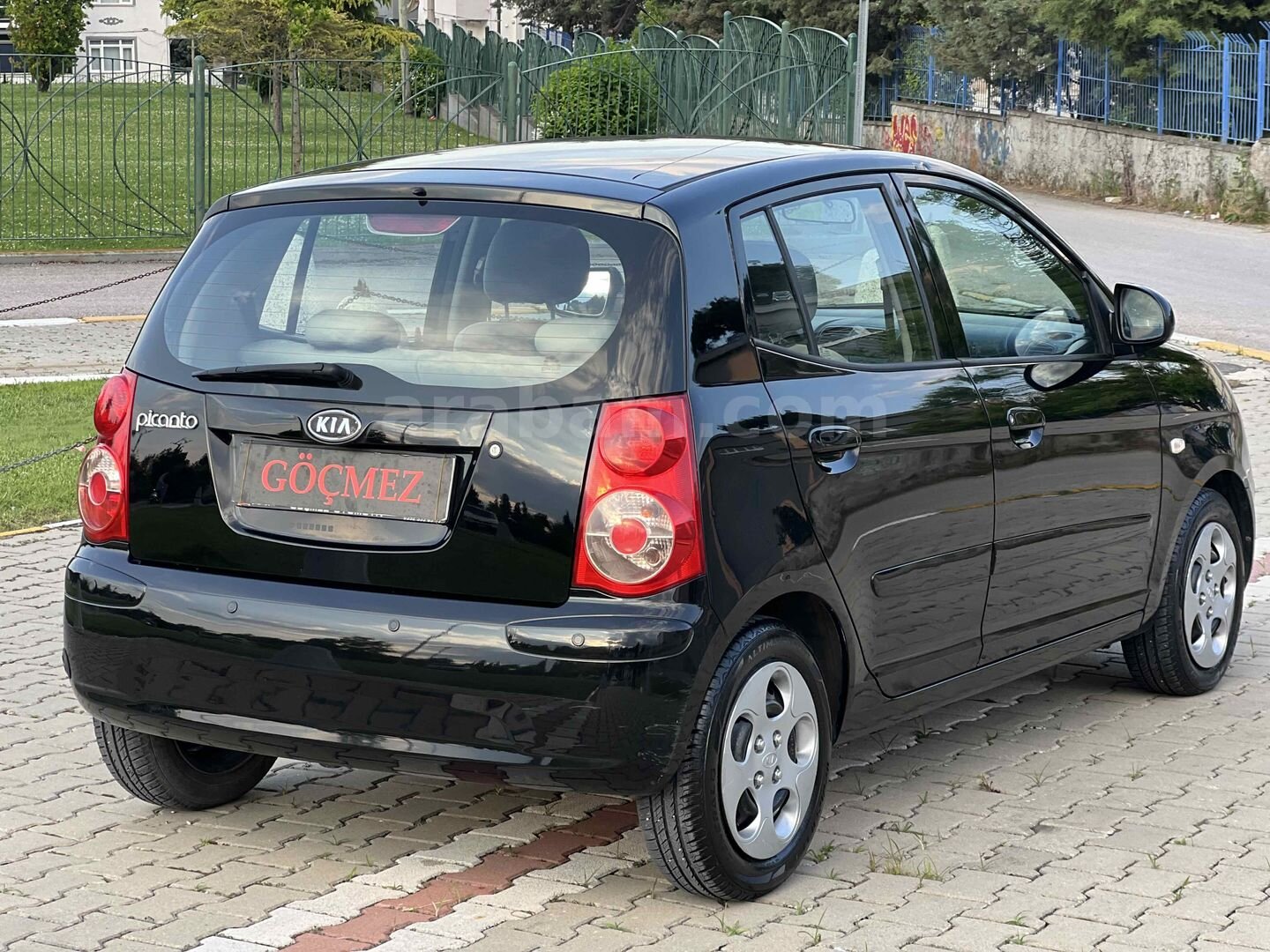 Galeriden Kia Picanto 1.1 Hiper 2008 Model Balıkesir 182.000 km Siyah 6