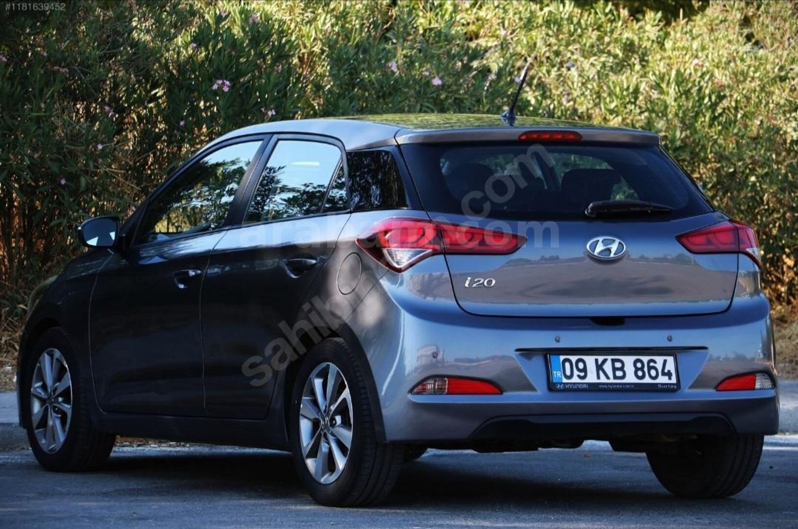 Sahibinden Hyundai i20 1.4 MPI Style 2017 Model Aydın 132.000 km Gri 6