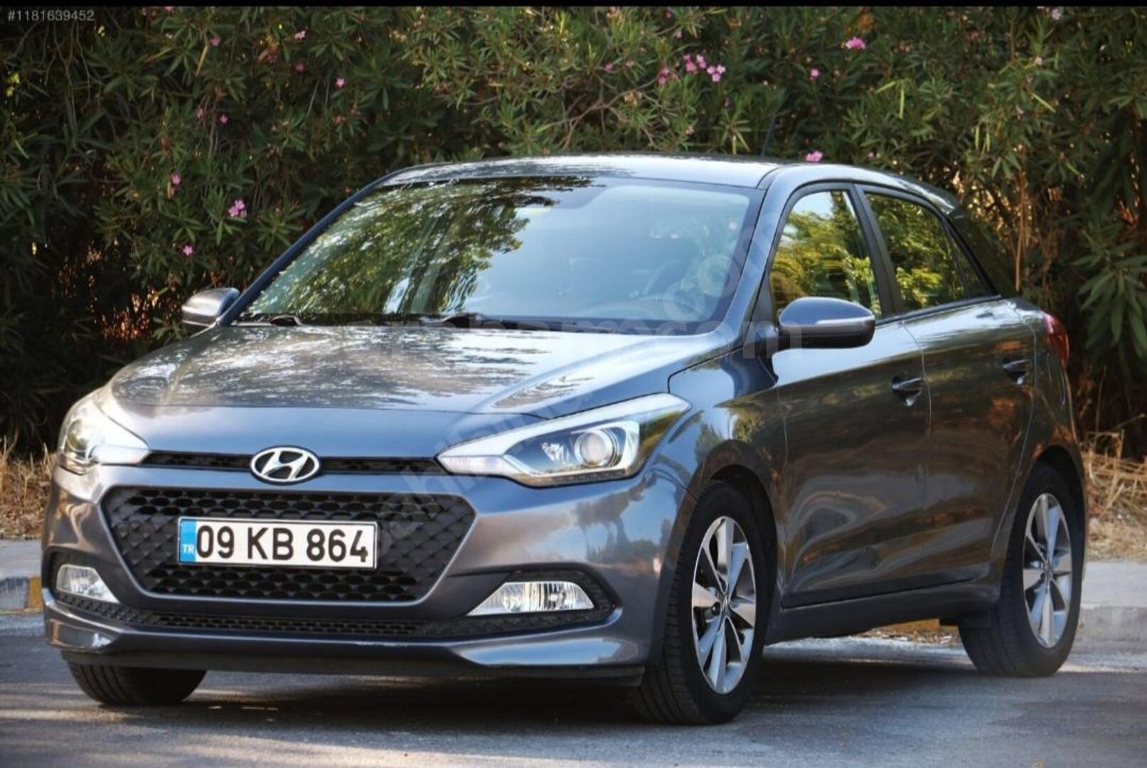 Sahibinden Hyundai i20 1.4 MPI Style 2017 Model Aydın 132.000 km Gri 4