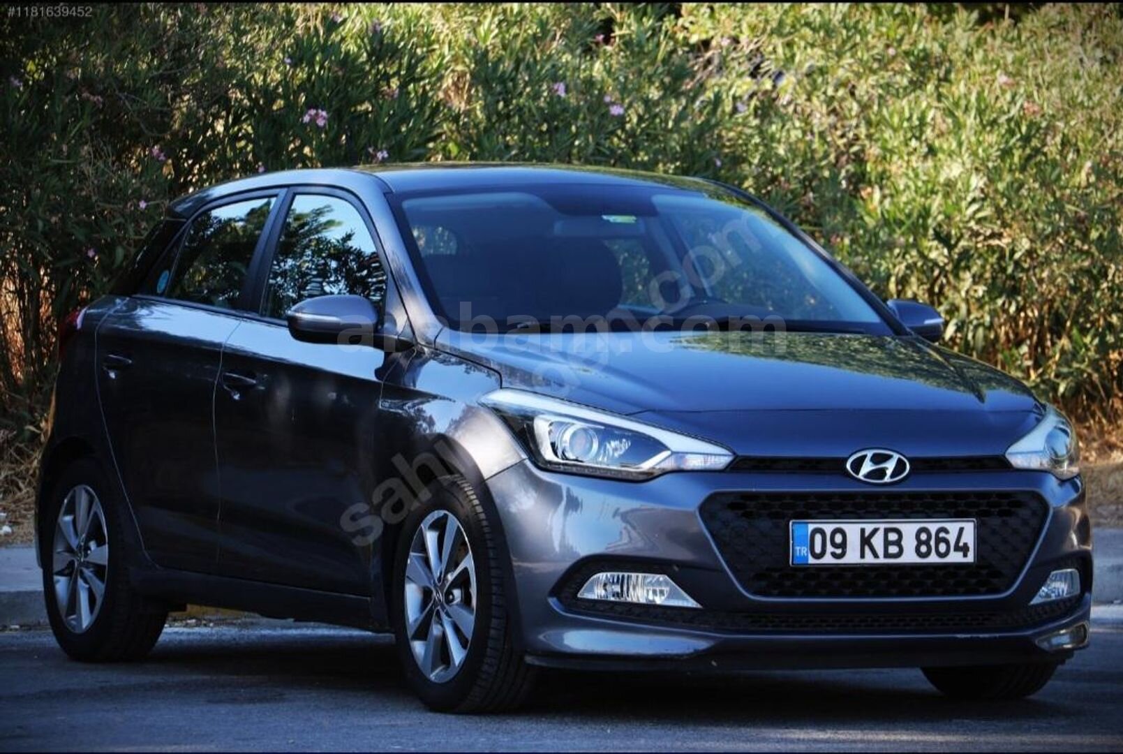 Sahibinden Hyundai i20 1.4 MPI Style 2017 Model Aydın 132.000 km Gri 2