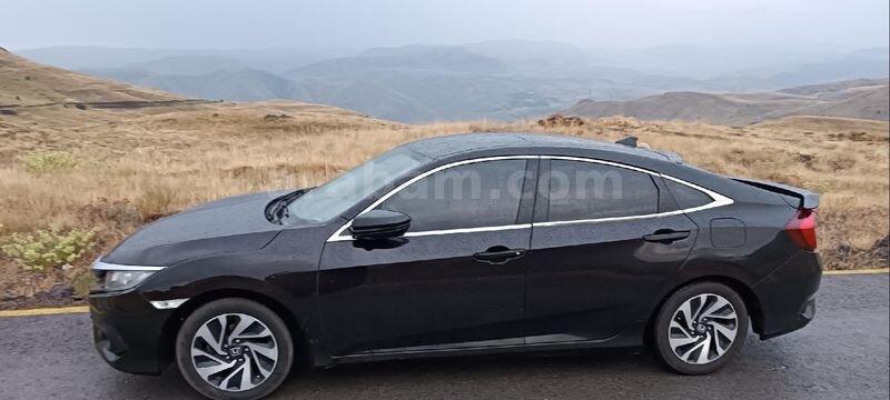 Sahibinden Honda Civic 1.6i VTEC Elegance 2017 Model İstanbul 181.000 km Siyah